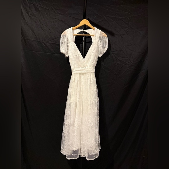 Lulus XSMALL Romantic Prose White Lace Puff Sleeve Midi Skater Dress - Picture 5 of 9